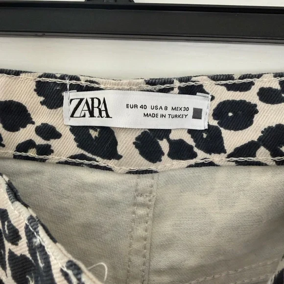 Zara Leopard Print Wide Leg Denim Pants Size 8 - Picture 3 of 6